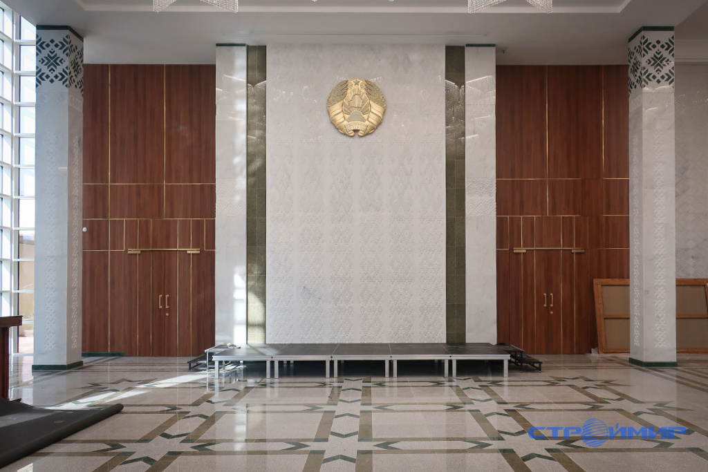 1500х1000 stroymir_dveri_posolstvo.jpg